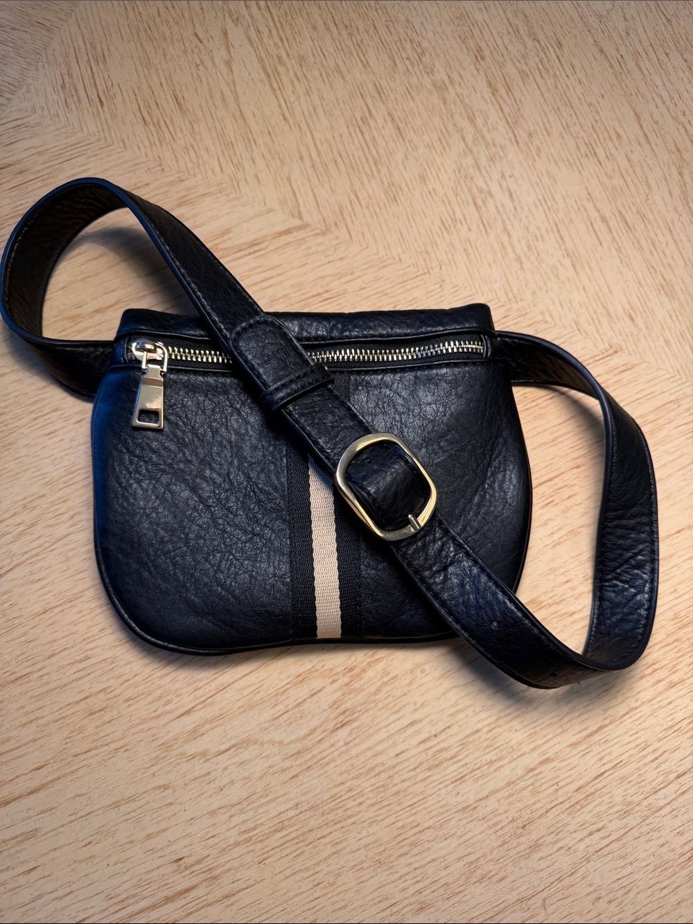 Mode Luxe Juno Belt Bag